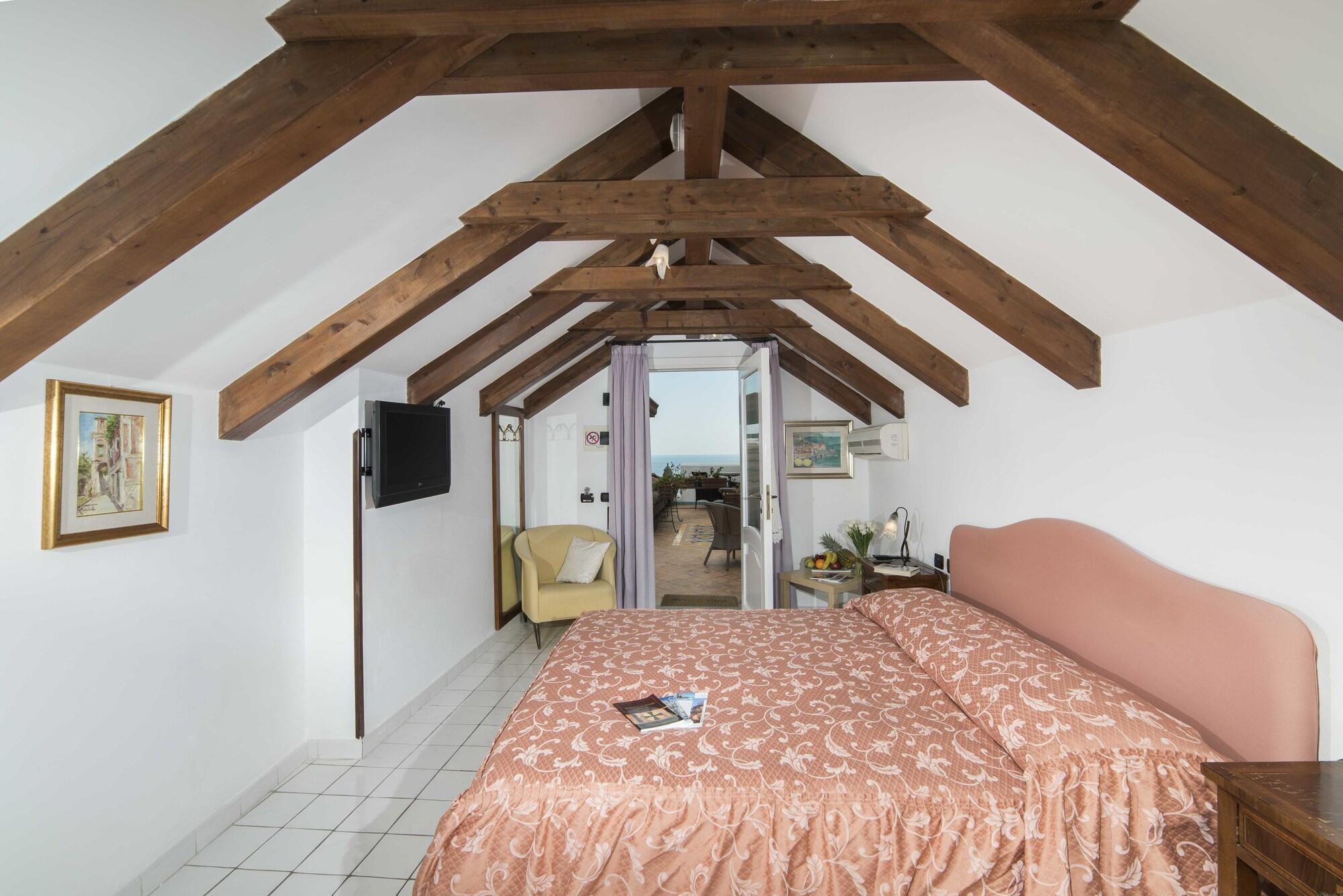 Hotel Villa Annalara Charme And Relax Amalfi Luaran gambar