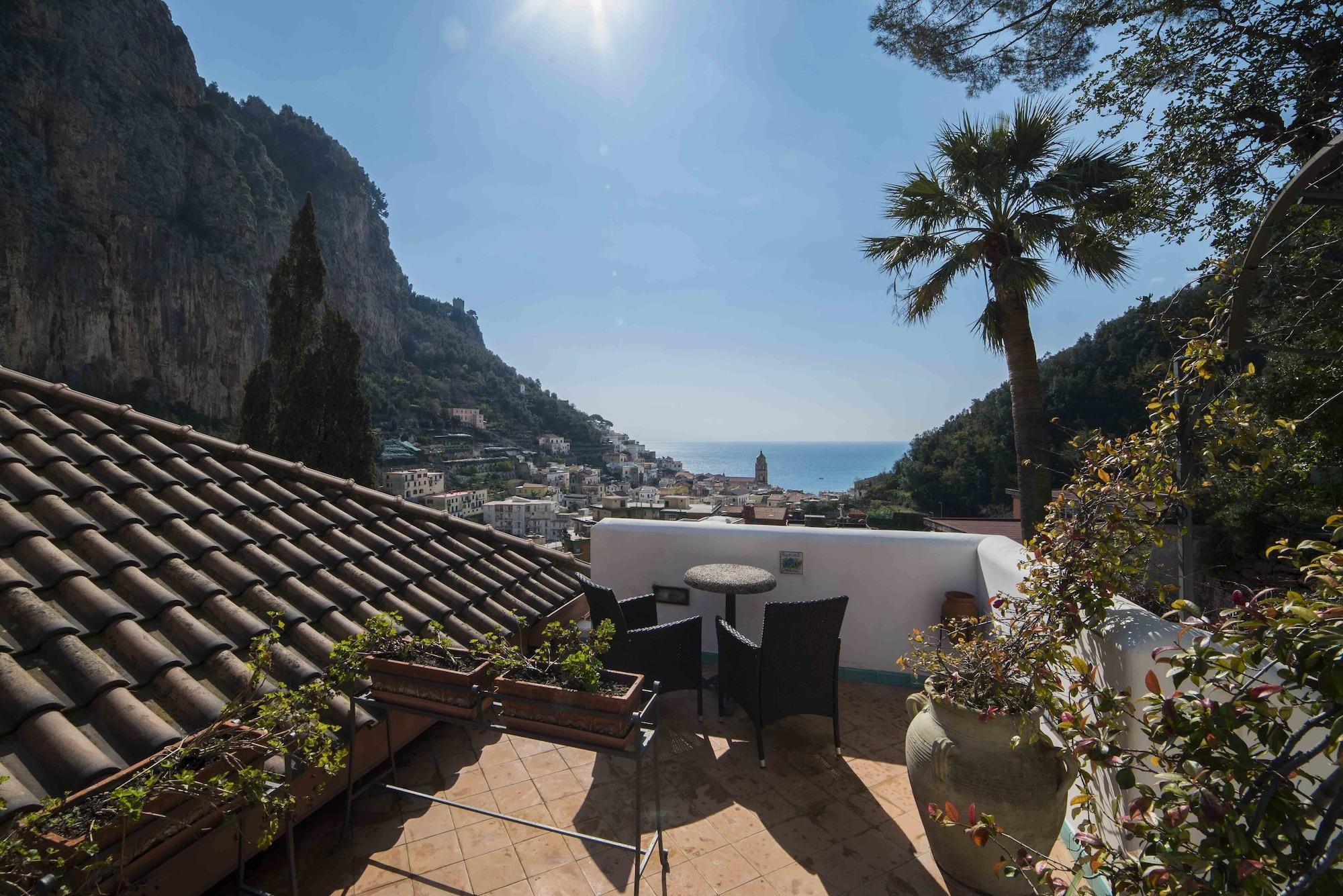 Hotel Villa Annalara Charme And Relax Amalfi Luaran gambar